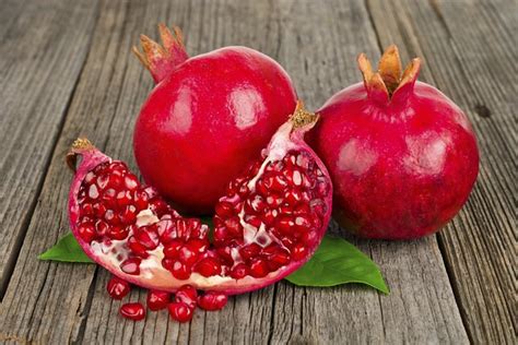 Pomegranate Juice Side Effects | Livestrong.com