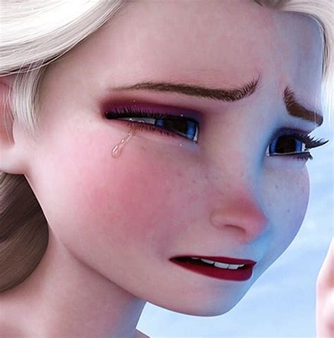 Crying Queen Elsa ~ Frozen | Cosas de disney, Princesas modernas de ...