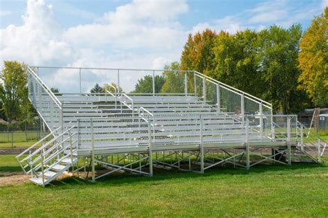 Aluminum Bleachers Features and Benefits – SightlinesBleachers.com