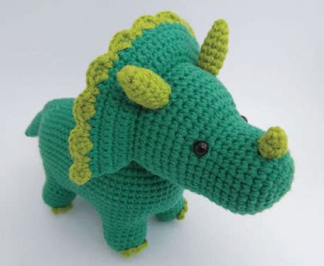 Triceratops Amigurumi Free Dinosaur Crochet Pattern ⋆ Crochet Kingdom