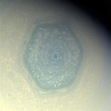 Saturn's Mysterious Hexagon Has Changed From Blue to Gold - And No One ...