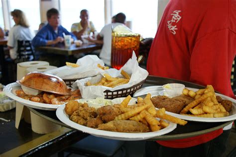 Seafood Fan Favorites - Eat Around the Beach - Gulf Shores, AL