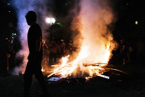 Portland Man Charged for Tossing Bomb at Courthouse During BLM Protest