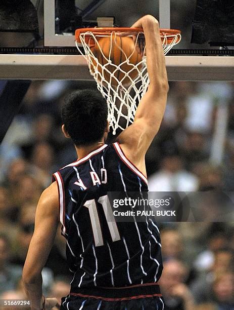 646 Yao Ming Dunk Stock Photos, High-Res Pictures, and Images - Getty ...