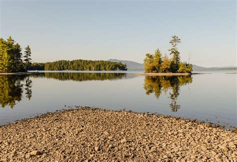 Moosehead Lake Fishing (Best Fishing Spots, Species, & More) - Into Fly Fishing