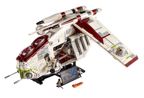 Get 13% off LEGO Star Wars 75309 Republic Gunship at Zavvi