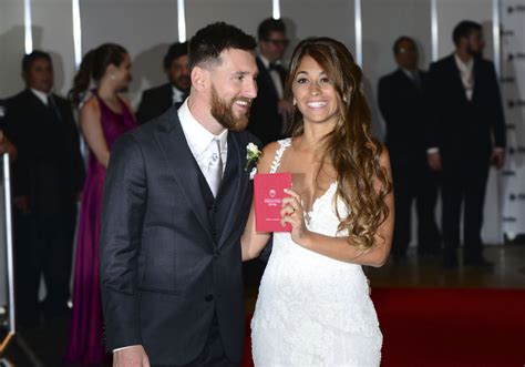 Lionel Messi and New Wife Antonella Roccuzzo - Red Carpet at Their ...