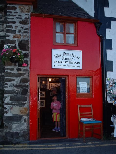 Smallest house in Great Britain | "The Smallest House in Gre… | Flickr