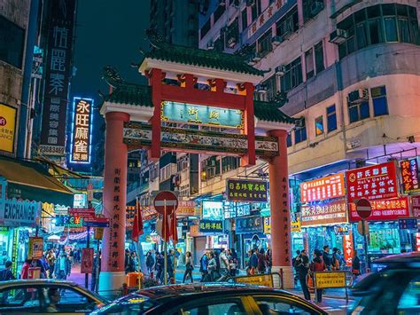 Temple Street Night Market: A Vibrant Addition to Hong Kong Nightlife | Explore | Weekend Weekly