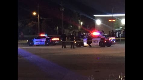 Man fatally shot in Dallas convenience store parking lot, police say | wfaa.com