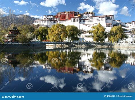 Potala -dalai Lama Residence Stock Photo - Image of great, buddha: 4608870