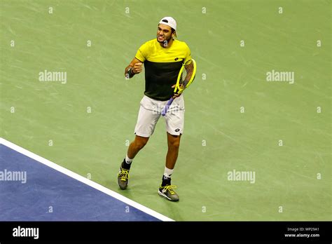 Mens semi final match at us open hi-res stock photography and images - Alamy