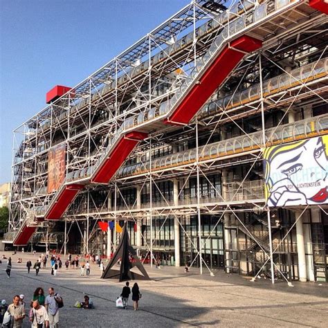 Centre Pompidou – Musée National d'Art Moderne | Paris france, Paris travel, Paris city guide