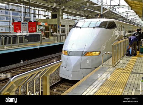 Shinkansen bullet train interior hi-res stock photography and images ...