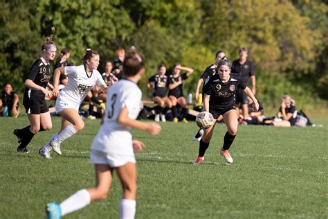 Girls Soccer - Delone Catholic High School