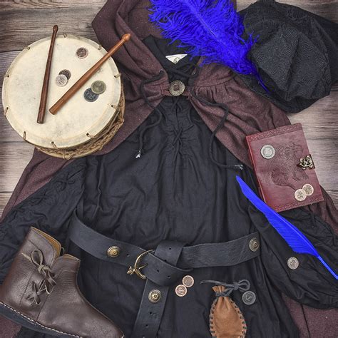 Dressing as a Bard - Medieval Collectibles