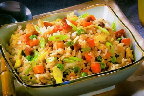 揚州炒飯 Yang Chow Fried Rice – Yan Can Cook