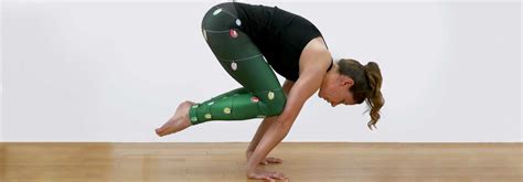 Frog Stand Mastery: 3 Simple Moves to Get Yours - GymnasticBodies