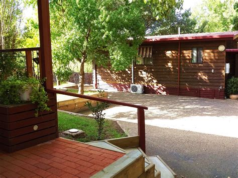 TUMUT LOG CABINS (AU$114): 2021 Prices & Reviews - Photos of Campground - Tripadvisor