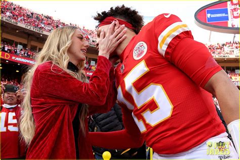 Patrick Mahomes Marries Longtime Love Brittany Matthews in Hawaii ...