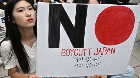 South Korea and Japan's feud explained - BBC News