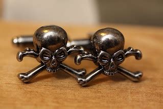 Skull & Crossbones Cufflinks | Purchaesd from Modern Artifac… | Flickr