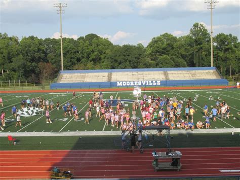 'Band Utopia:' A look into Mooresville High School’s marching band | Sports News ...