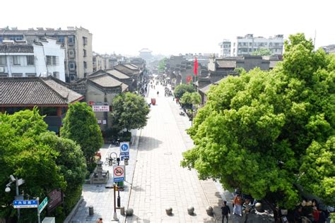 Xiangyang Ancient City Wall in 12 hours | Hubei, China - Fiona Travels ...