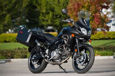 SUZUKI V-Strom 650 Adventure (2011-2012) Specs, Performance & Photos ...