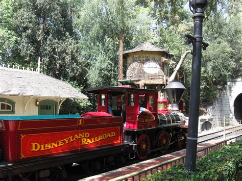 Disneyland Railroad | Flickr - Photo Sharing!