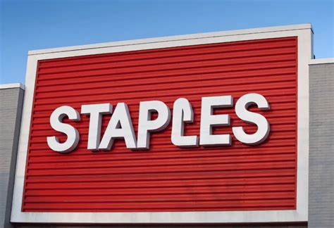 Does Staples Take Apple Pay? Answered - Growing Savings