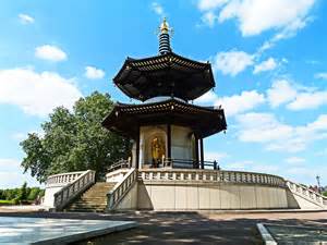 Five things you should know about the Peace Pagoda in Battersea