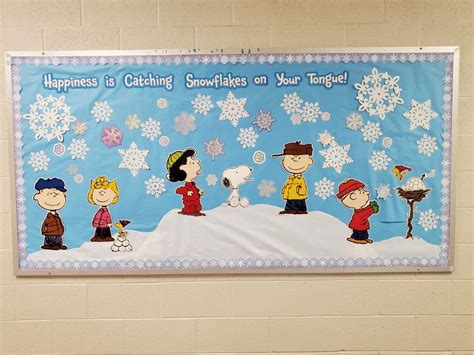 Pin by Deanna Cruser on Bulletin Boards | Winter bulletin boards, Classroom decorations ...