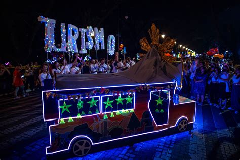 IN PHOTOS: Philippines’ lantern parade amplifies #NoToJeepneyPhaseout ...