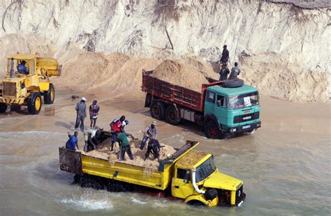 The Hidden Environmental Toll of Mining the World’s Sand - Yale E360