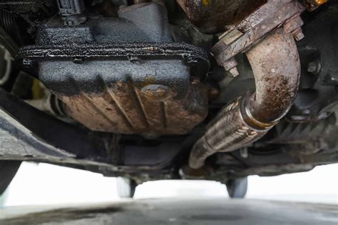 Engine Oil Leak Symptoms, Fixes, and Cost Insights | The Motor Guy