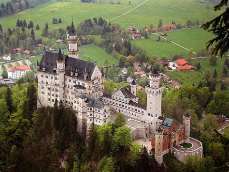 Neuschwanstein: How to Make the Most of Your Visit to Cinderella's Castle