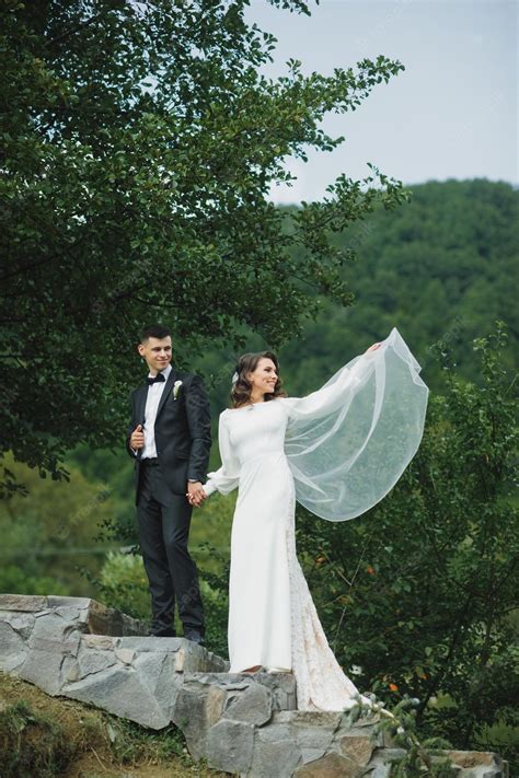 Premium Photo | Wedding couple in forest