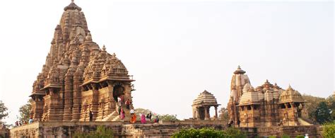 Golden Triangle Tour with Varanasi and Khajuraho @ Best Price