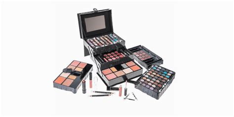 Best Professional Makeup Kits | Meshpedia