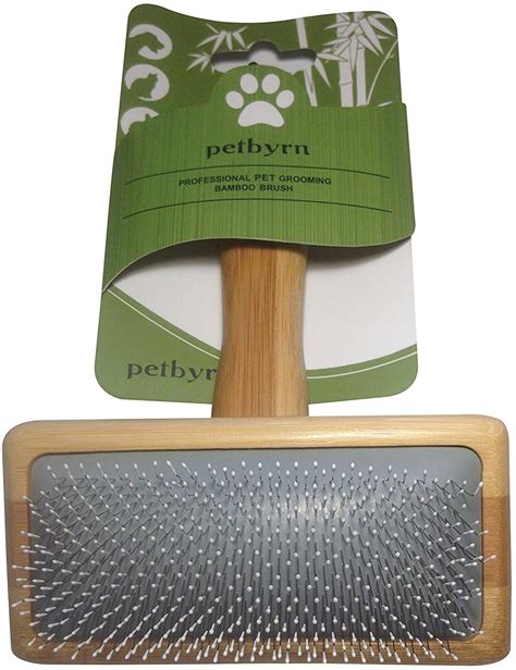 Best Brush For Border Collie – My Top 3 Picks + Buying Guide