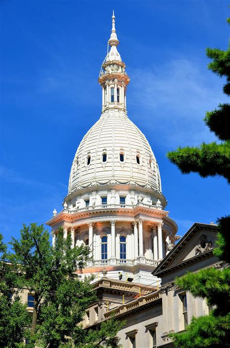 Michigan State Capitol Building Dome in Lansing, Michigan - Encircle Photos