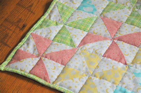 Striped Pinwheel Baby Quilt and Free Pattern | Kiku Corner