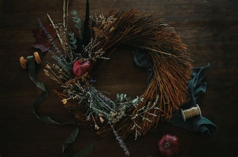 House Spells :: DIY Samhain Blessing Wreath — the Lovely Wild