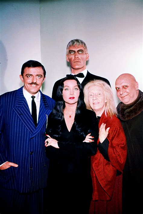 Pin by Dylan on Yeaaaaaaa | Addams family tv show, The addams family ...