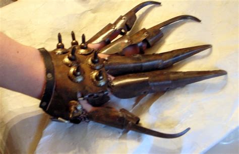 Spiked Bronze Gauntlets Articulated Fingers Samurai by JanEleven