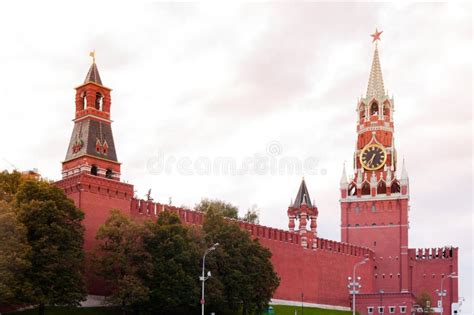 Kremlin wall and towers stock photo. Image of domes, tower - 94915658