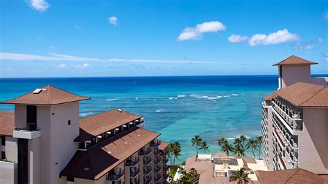 Waikiki Beach Hotel - Embassy Suites Waikiki Beach Walk