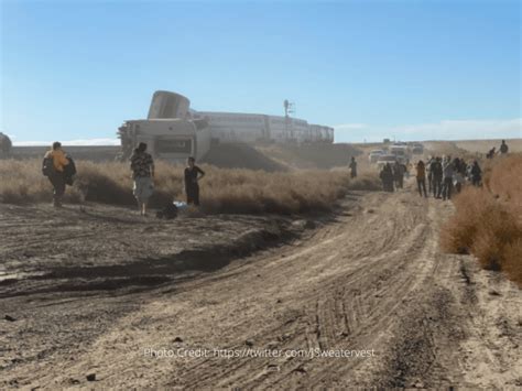 Breaking: Amtrak derails in Montana - C Boarding Group - Travel, Remote ...