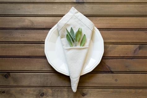 3 Simple Ways to Fold a Napkin | DIY Network Blog: Made + Remade | DIY